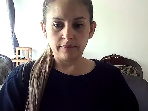 Snapshot of Valery__Rouse_ chatting on November 2025 03:05:01 PM Valery Rouse online show from November 2025 03:05:01 PM