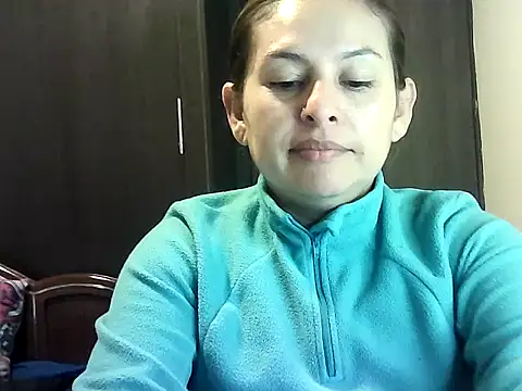 Valery  Rouse  online show from March 2026 11:08:01 PM