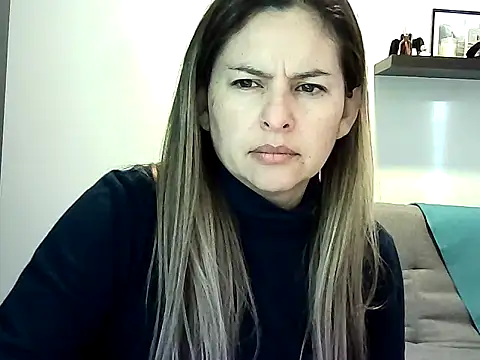 Snapshot of Valery__Rouse_ chatting on July 2026 11:44:02 AM Valery Rouse online show from July 2026 11:44:02 AM