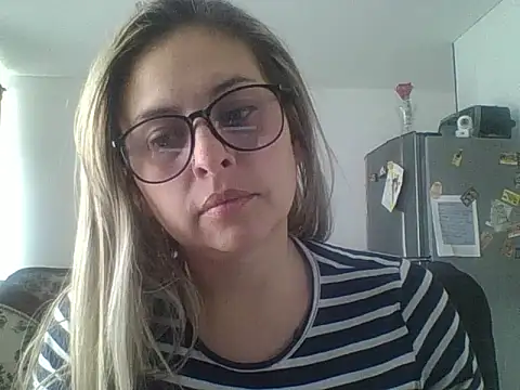 Snapshot of Valery__Rouse_ chatting on September 2025 05:35:01 PM Valery Rouse online show from September 2025 05:35:01 PM