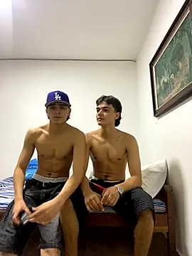 Young handsome online show from November 2025 04:30:01 PM