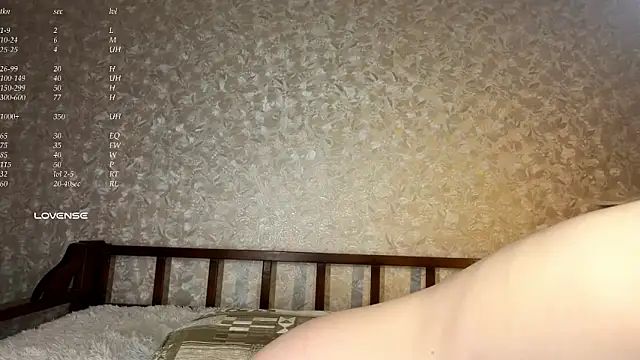 DreamyOlivia online show from April 2026 01:46:01 PM