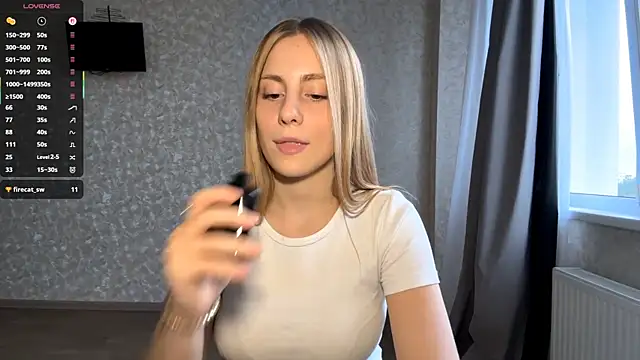 DreamyOlivia online show from September 2025 02:12:01 PM