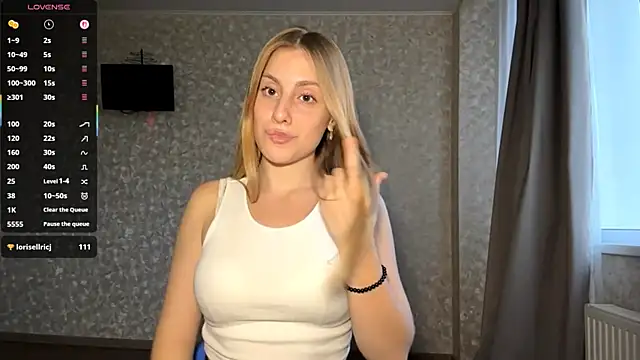 DreamyOlivia online show from September 2025 02:20:01 PM