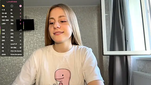DreamyOlivia online show from September 2025 02:21:02 PM