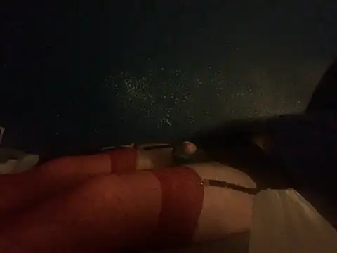 GeilerHSVFAN1989 online show from October 2025 05:20:01 AM