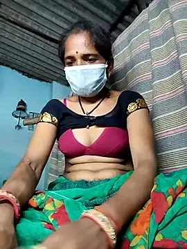 Snapshot of Hot-honi chatting on October 2025 12:23:02 AM Hot-honi online show from October 2025 12:23:02 AM