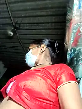 Snapshot of Hot-honi chatting on October 2025 12:50:02 PM Hot-honi online show from October 2025 12:50:02 PM