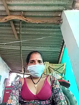 Snapshot of Hot-honi chatting on September 2025 11:21:01 AM Hot-honi online show from September 2025 11:21:01 AM