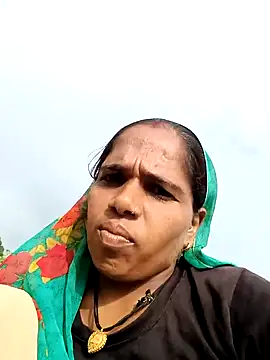 Snapshot of Hot-honi chatting on September 2025 02:29:01 AM Hot-honi online show from September 2025 02:29:01 AM