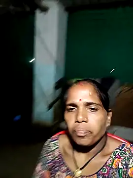 Snapshot of Hot-honi chatting on September 2025 02:37:02 PM Hot-honi online show from September 2025 02:37:02 PM