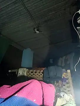 Snapshot of Hot-honi chatting on November 2025 03:05:01 PM Hot-honi online show from November 2025 03:05:01 PM