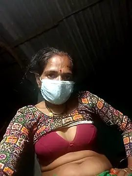 Snapshot of Hot-honi chatting on October 2025 03:26:02 PM Hot-honi online show from October 2025 03:26:02 PM