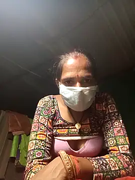 Snapshot of Hot-honi chatting on September 2025 01:29:01 PM Hot-honi online show from September 2025 01:29:01 PM