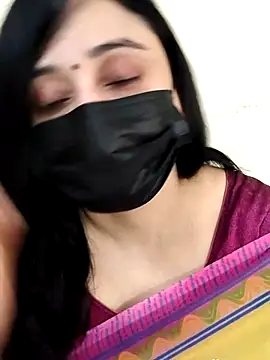 Snapshot of Monica_cams chatting on February 2026 01:35:02 PM Monica cams online show from February 2026 01:35:02 PM