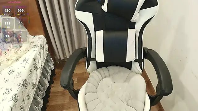 Snapshot of Bae_Gigii chatting on March 2026 11:34:01 AM Bae Gigii online show from March 2026 11:34:01 AM