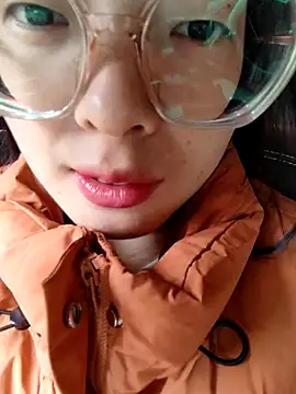 shaoshao-7758 online show from November 2025 03:53:02 AM