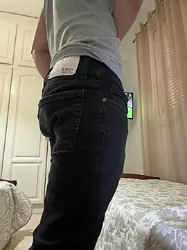 Merousexy282828 online show from May 2026 04:15:02 PM
