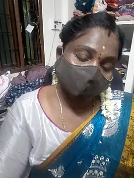 Snapshot of Tamil_Kavitha10 chatting on June 2026 04:41:02 PM Tamil Kavitha10 online show from June 2026 04:41:02 PM