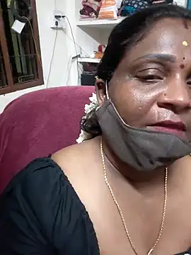 Snapshot of Tamil_Kavitha10 chatting on June 2026 01:45:01 PM Tamil Kavitha10 online show from June 2026 01:45:01 PM