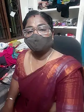 Snapshot of Tamil_Kavitha10 chatting on June 2026 05:51:01 PM Tamil Kavitha10 online show from June 2026 05:51:01 PM