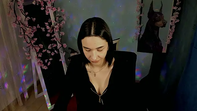 Snapshot of Bella_Night4 chatting on December 2025 07:54:02 AM Bella Night4 online show from December 2025 07:54:02 AM