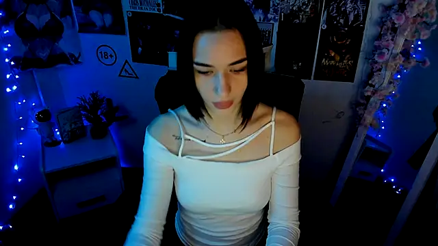 Snapshot of Bella_Night4 chatting on December 2025 07:58:02 AM Bella Night4 online show from December 2025 07:58:02 AM