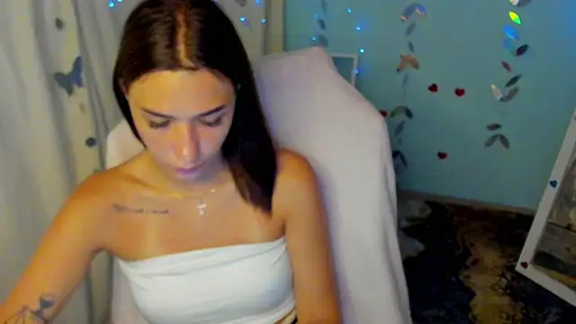 Snapshot of Bella_Night4 chatting on June 2026 08:14:01 AM Bella Night4 online show from June 2026 08:14:01 AM