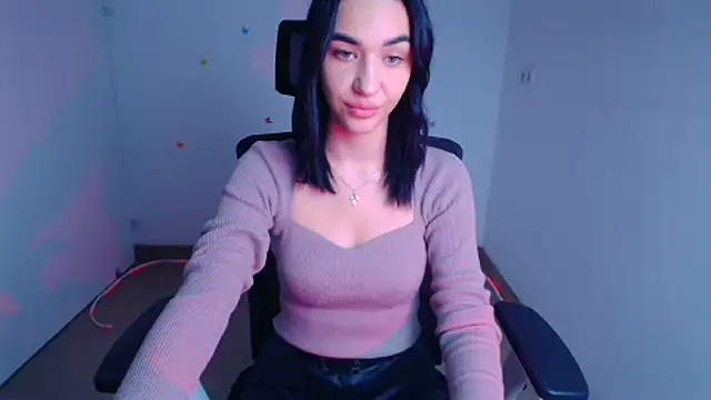 Snapshot of Bella_Night4 chatting on October 2025 11:55:02 AM Bella Night4 online show from October 2025 11:55:02 AM