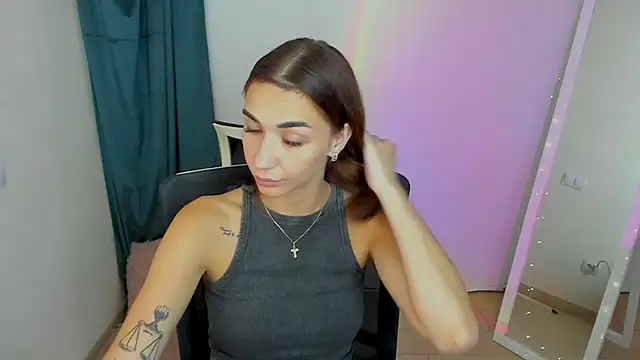 Snapshot of Bella_Night4 chatting on August 2026 06:32:02 AM Bella Night4 online show from August 2026 06:32:02 AM