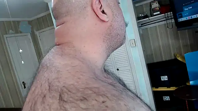 Snapshot of bullmusclejoe chatting on May 2026 02:55:01 PM bullmusclejoe online show from May 2026 02:55:01 PM