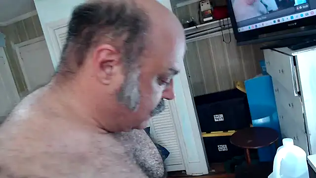Snapshot of bullmusclejoe chatting on April 2026 02:51:02 AM bullmusclejoe online show from April 2026 02:51:02 AM