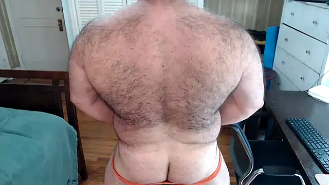 Snapshot of bullmusclejoe chatting on August 2026 06:04:01 PM bullmusclejoe online show from August 2026 06:04:01 PM