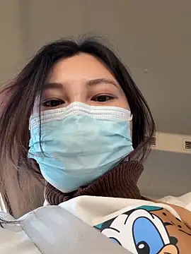 Snapshot of Winnie-1016 chatting on March 2026 05:18:01 AM Winnie-1016 online show from March 2026 05:18:01 AM