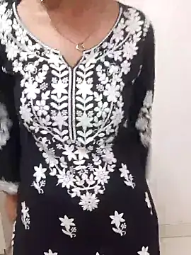Snapshot of siya_rani67 chatting on October 2025 05:25:01 PM siya rani67 online show from October 2025 05:25:01 PM