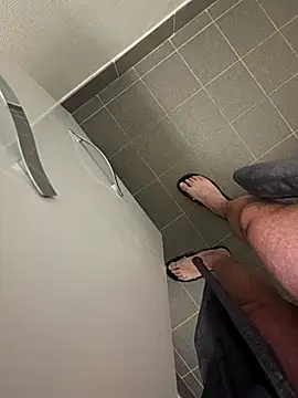 NuclearValue40 online show from February 2026 07:11:02 PM