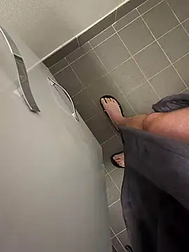 NuclearValue40 online show from February 2026 06:09:01 PM