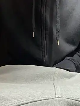 Snapshot of 420boy__ chatting on November 2025 08:34:01 PM 420boy online show from November 2025 08:34:01 PM