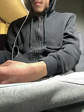 Snapshot of 420boy__ chatting on November 2025 08:14:01 PM 420boy online show from November 2025 08:14:01 PM