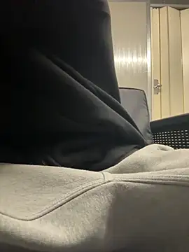 Snapshot of 420boy__ chatting on October 2025 08:30:02 PM 420boy online show from October 2025 08:30:02 PM