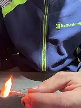 Snapshot of 420boy__ chatting on November 2025 09:18:01 PM 420boy online show from November 2025 09:18:01 PM