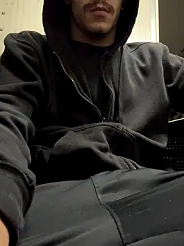 Snapshot of 420boy__ chatting on October 2025 09:25:01 PM 420boy online show from October 2025 09:25:01 PM