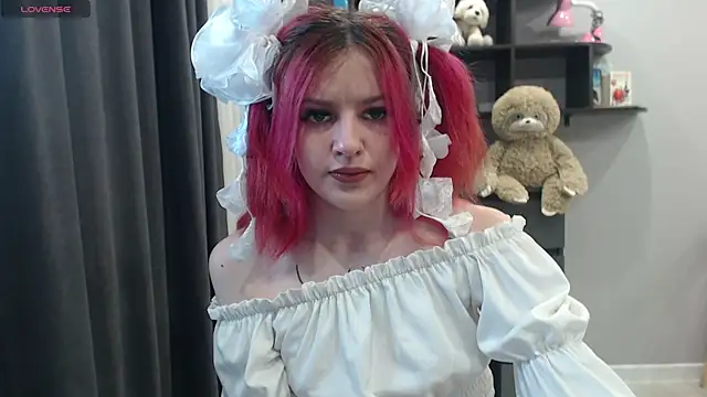   Elina   online show from November 2025 07:24:01 AM