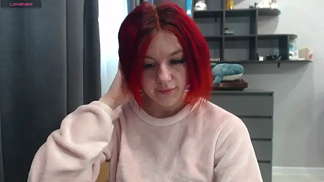   Elina   online show from October 2025 03:29:02 AM