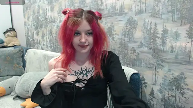   Elina   online show from November 2025 12:21:01 PM