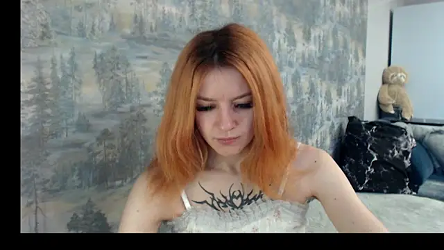   Elina   online show from October 2025 07:31:02 AM