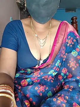 Snapshot of SindhuHappy chatting on June 2026 11:42:01 PM SindhuHappy online show from June 2026 11:42:01 PM