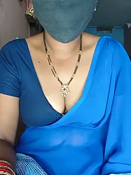Snapshot of SindhuHappy chatting on June 2026 11:44:01 PM SindhuHappy online show from June 2026 11:44:01 PM