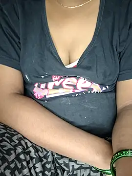 Snapshot of SindhuHappy chatting on October 2025 05:10:01 PM SindhuHappy online show from October 2025 05:10:01 PM