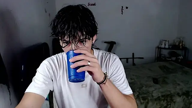 big lunatic online show from October 2025 04:00:01 AM